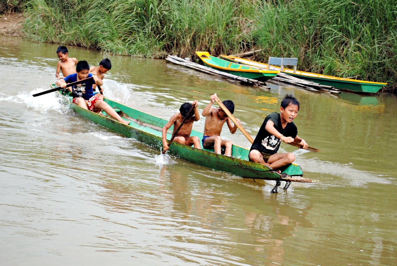 We spent sometime in Laos. We referred to our time in SE Asia as "fall break". We went tubing and kayaking, we ate BEEF which we hadn't had for the past 6 weeks in Karnataka. We had the luxury of relaxing and taking hot showers. It was wonderful. What we really great was witnessing children being children. These boys rowing up and down the river in this narrow boat just for FUN. They weren't sitting in front of a tv watching reruns of old cartoons, they weren't playing video games, they were outside pretending to be pirates. Well, maybe not pirates, but it was so cool to see children who just wanted to run around in their skivvies and jump off stuff. KIDS being KIDS. Who woulda thought?